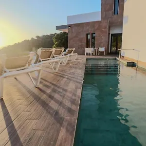 Eden , El Gastor España